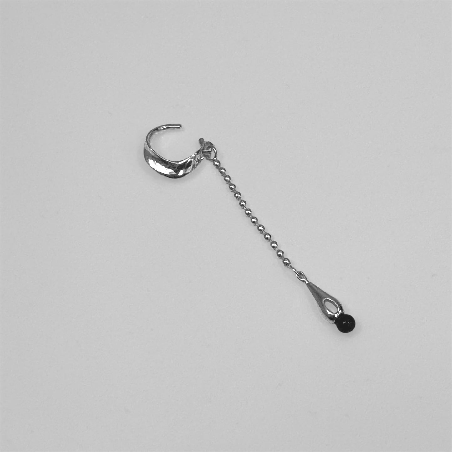 sumuk  ink drop earcuff