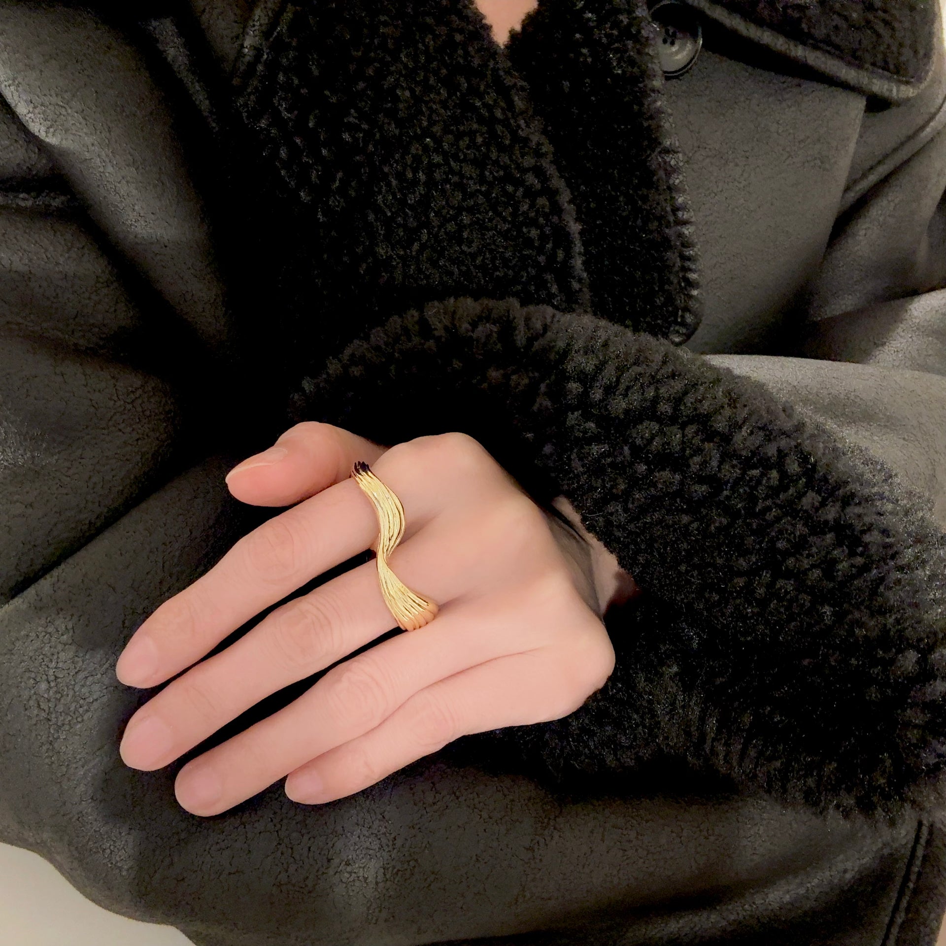 Double Gold Finger Ring | ダブルリング｜SHIMMER & MUSE