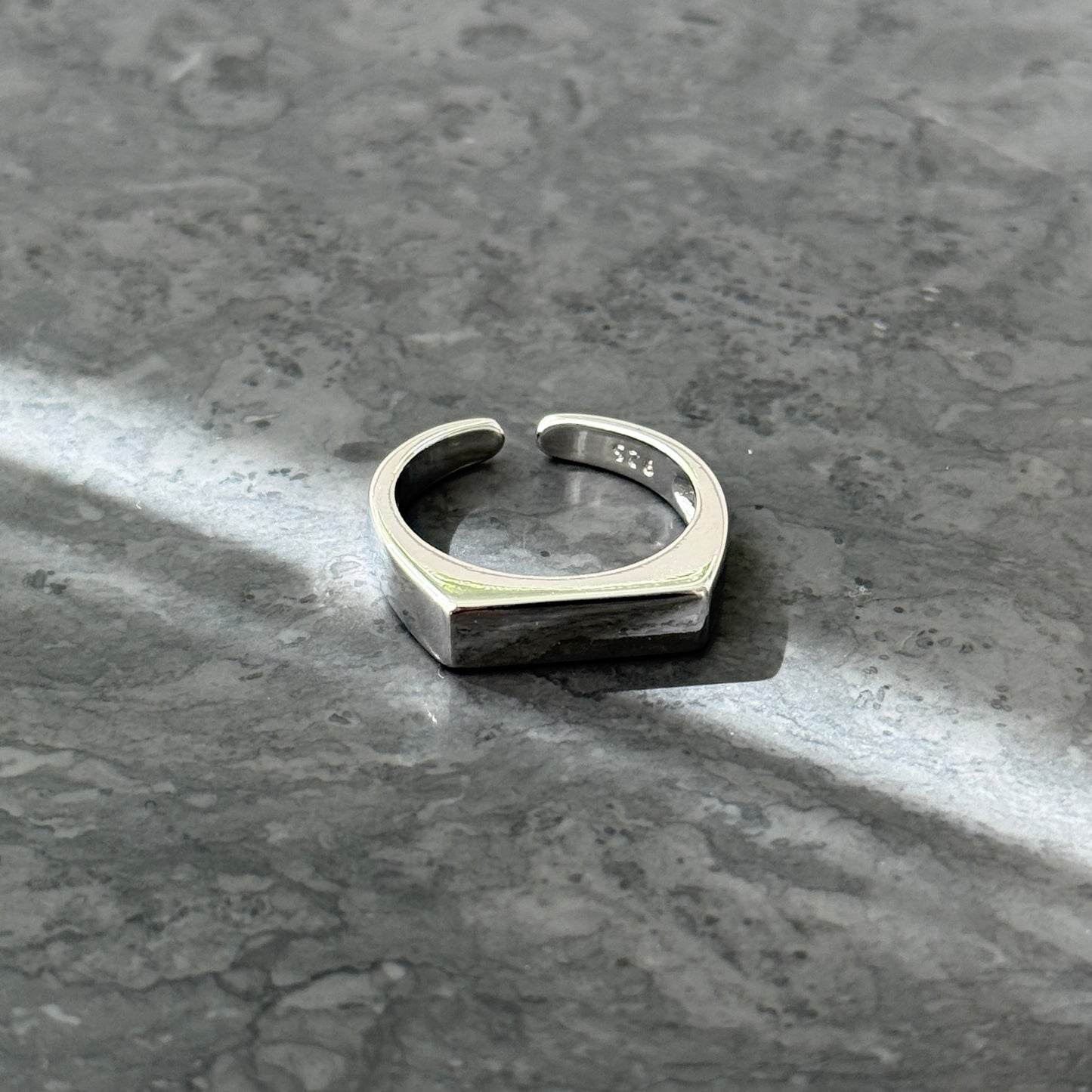 Straight Line Silver Ring　ストレートラインシルバーリング