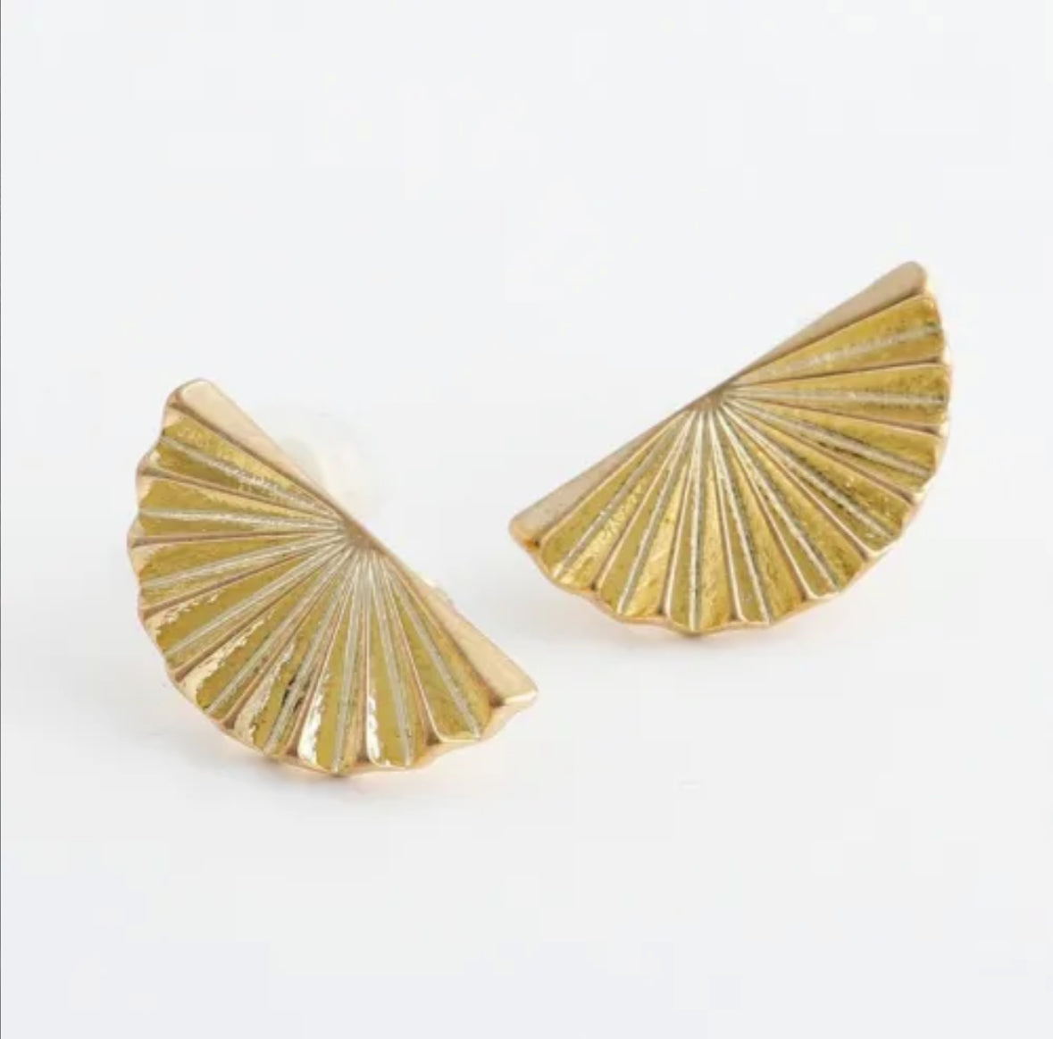 Radiant Fan Earrings｜ラディアントファンイヤリング　エアフィット